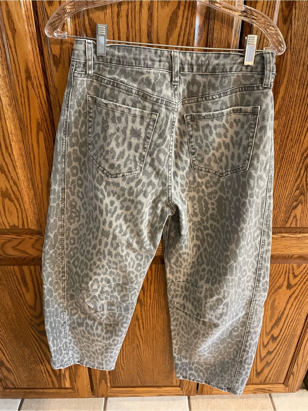 VERVET by Flying Monkey Gray Leopard Print Barrel Jeans with White Drawstring - Picture 5 of 7